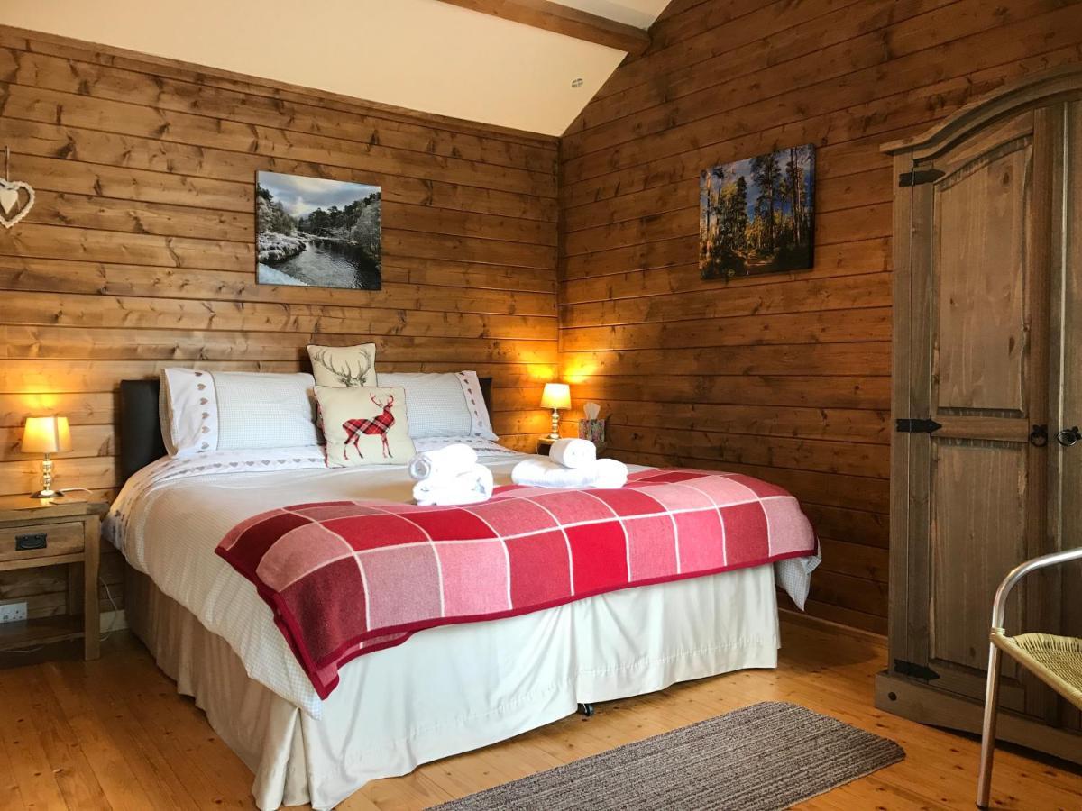 Hill Cottage Cabins Fort Augustus Ngoại thất bức ảnh