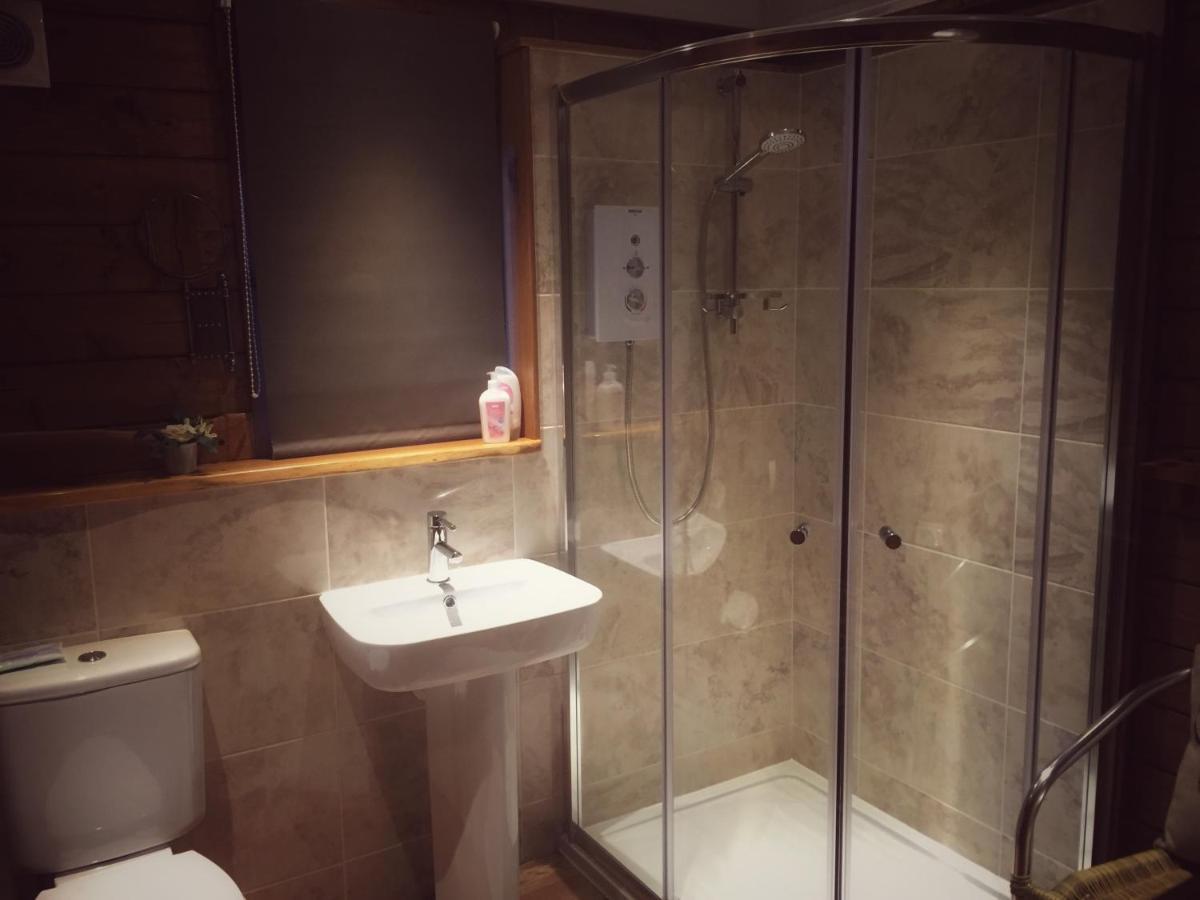 Hill Cottage Cabins Fort Augustus Ngoại thất bức ảnh
